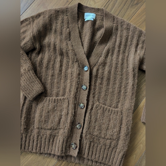 Alpaca Knit Cardigan - Picture 1 of 4